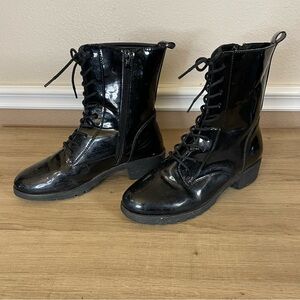 Women's Glossy Black Mid-Heel Ankle Boots - Size 10 - Unbranded